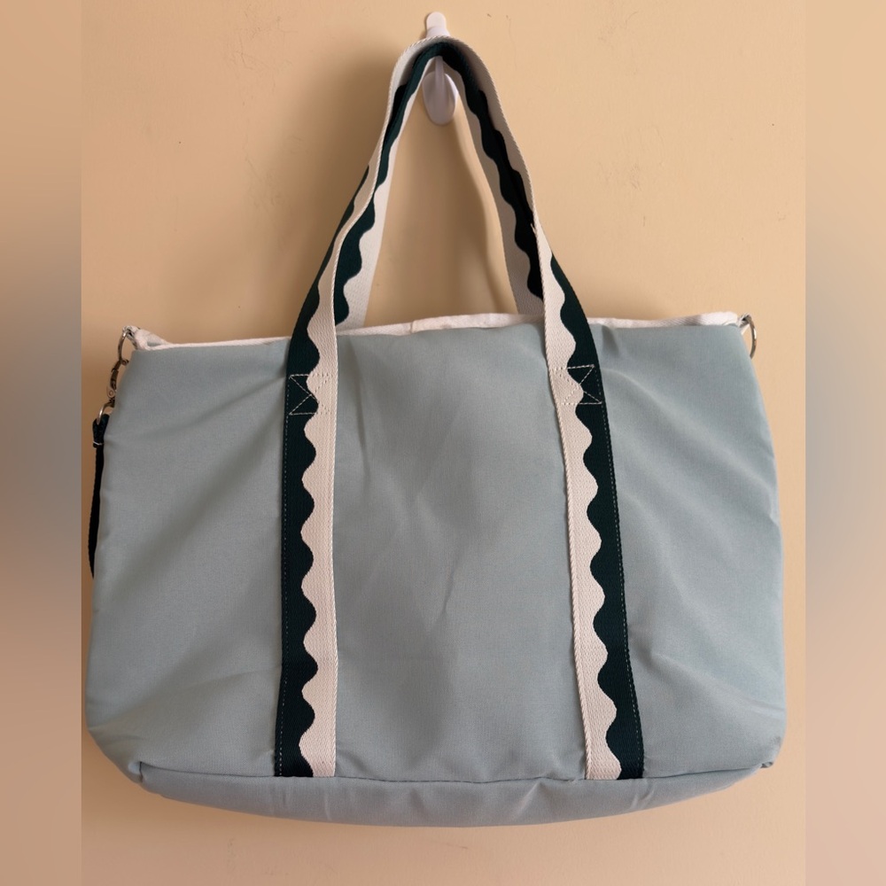 NWT‎ Business & Pleasure Co. The Holiday Cooler Tote Bag - Rivie Green - Picture 4 of 10